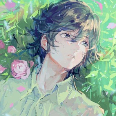 女子清明前发现姥爷坟头被平